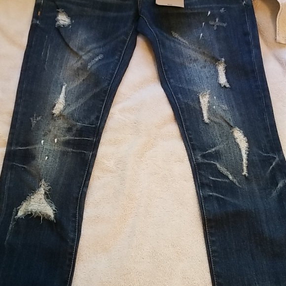 NWT Rock Revival Remix Mid Rise Straight destroyed - Picture 4 of 12